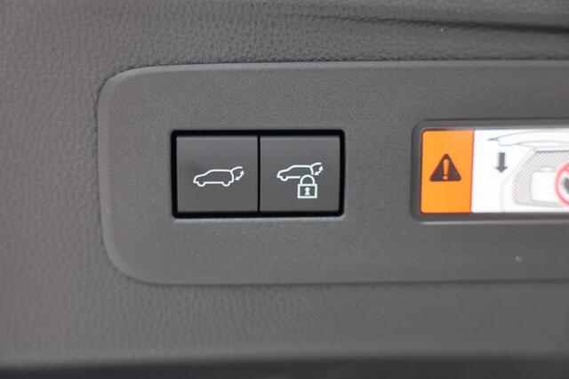 Toyota LAND CRUISER 2.8 D-4D 5DRS EXECUTIVE A/T VAN MET SCHUIFDAK
