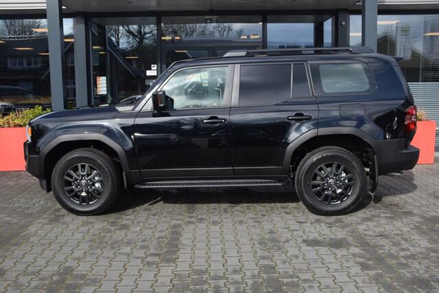 Toyota LAND CRUISER 2.8 D-4D 5DRS EXECUTIVE A/T VAN MET SCHUIFDAK