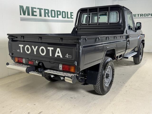 Toyota LAND CRUISER LandCruiser GRJ79 Single Cabine Model 2024 Automatic
