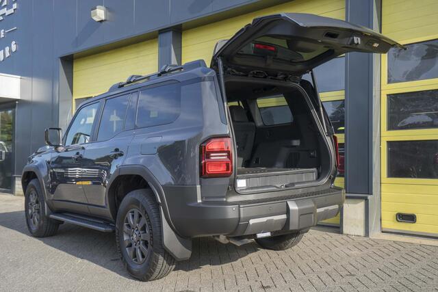 Toyota LAND CRUISER Premium 2.4 Hybrid I-Force Max UNIEK!