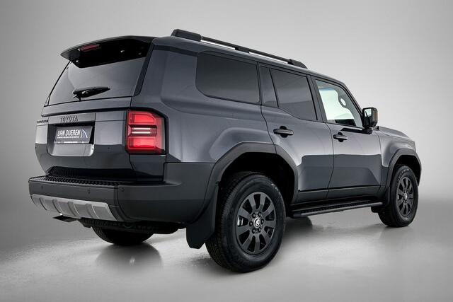 Toyota LAND CRUISER 2.8 D-4D Blind Van Executive