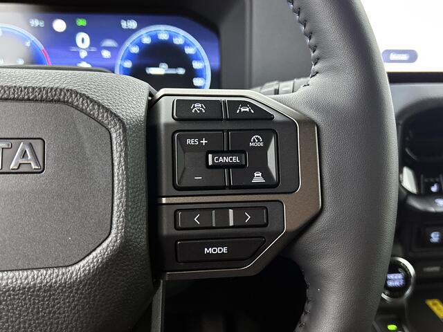 Toyota LAND CRUISER 2.8 D-4D Blind Van Executive