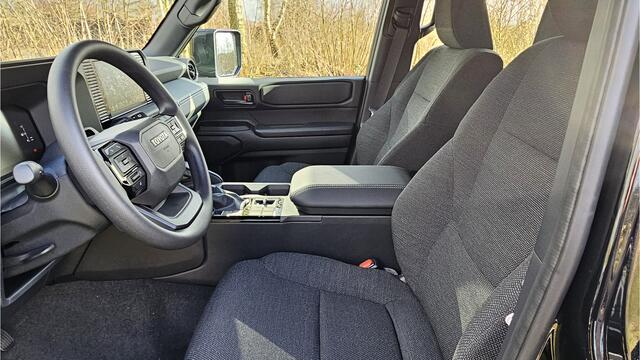 Toyota LAND CRUISER 2.8 D-4D Comfort Blind van