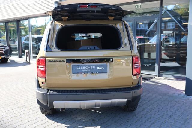 Toyota LAND CRUISER 2.8 D-4D 5DRS EXECUTIVE A/T VAN MET SCHUIFDAK BPM VRIJ
