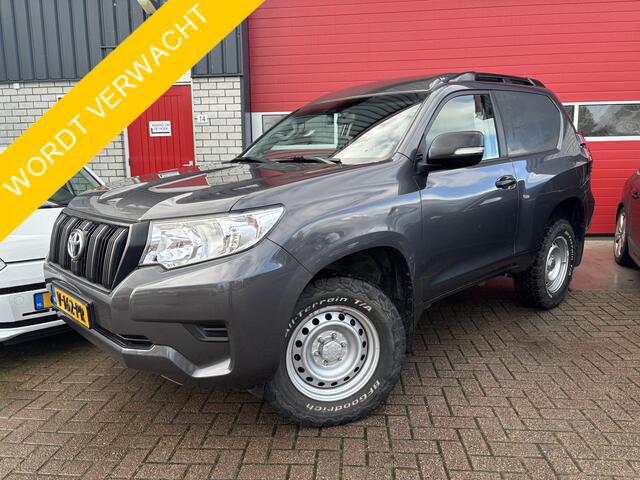 Toyota LAND CRUISER 2.8 D-4D-F Comfort High Roof Blind Van AUTOMAAT / TREKHAAK / CLIMA / CRUISE / KEYLESS / STANDKACHEL / NL-AUTO