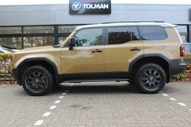 Toyota LAND CRUISER 2.8 D-4D First Edition 5p | Rijklaar | Pano | Trekhaak | BF Goodrich | Navi | Camera's | Leder | Memory | JBL | HUD | Stoelverwarming/koeling