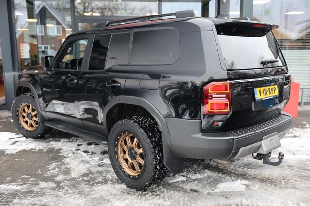 Toyota LAND CRUISER 2.8 D-4D 5DRS PROFESSIONAL A/T VAN