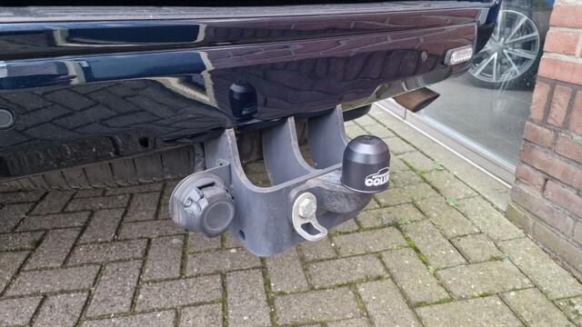 Toyota LAND CRUISER 2.8 D-4D 204pk Executive Van, Schuif/kanteldak, Luchtv, Full Opt