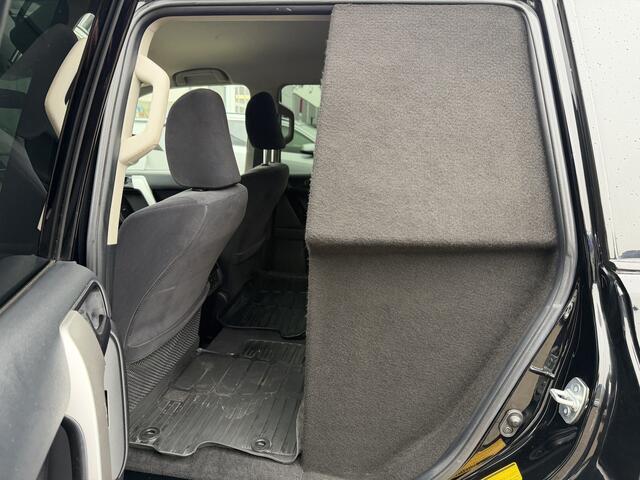 Toyota LAND CRUISER 2.8 D-4D-F Comfort Window Van 1e Eigenaar Dealer Onderhouden Keyless NL Auto