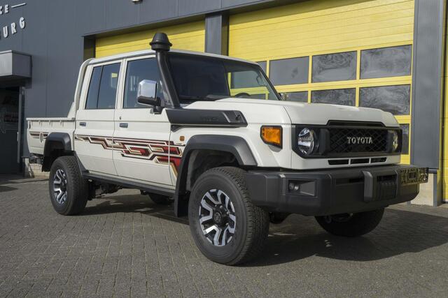 Toyota LAND CRUISER Landcruiser GDJ 79 DC 2.8 D-4D 6 A/T LXZ