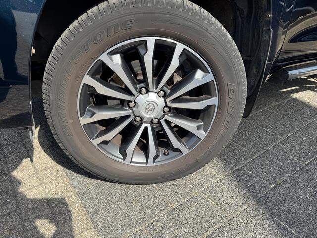 Toyota LAND CRUISER 2.8 D-4D-F Challenger Window Van Super Nette Auto, Pushbar/Sidebars, Trekhaak, Navigatie, Parkeersensoren, Enz...