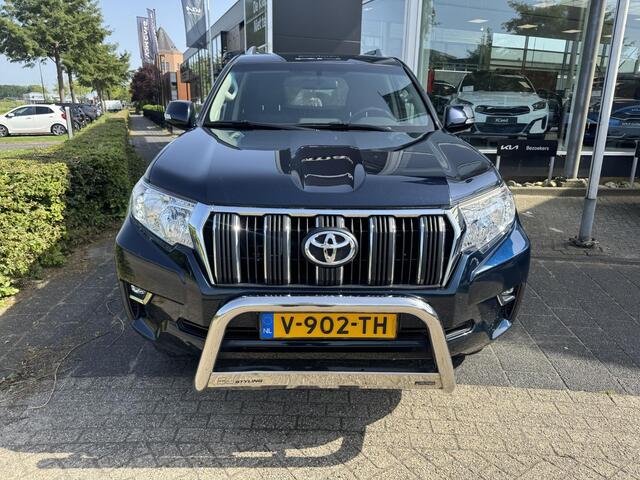Toyota LAND CRUISER 2.8 D-4D-F Challenger Window Van Super Nette Auto, Pushbar/Sidebars, Trekhaak, Navigatie, Parkeersensoren, Enz...