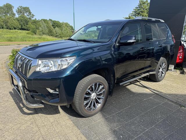 Toyota LAND CRUISER 2.8 D-4D-F Challenger Window Van Super Nette Auto, Pushbar/Sidebars, Trekhaak, Navigatie, Parkeersensoren, Enz...