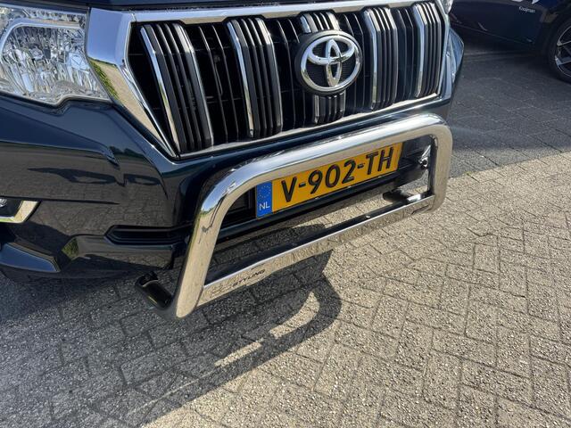 Toyota LAND CRUISER 2.8 D-4D-F Challenger Window Van Super Nette Auto, Pushbar/Sidebars, Trekhaak, Navigatie, Parkeersensoren, Enz...