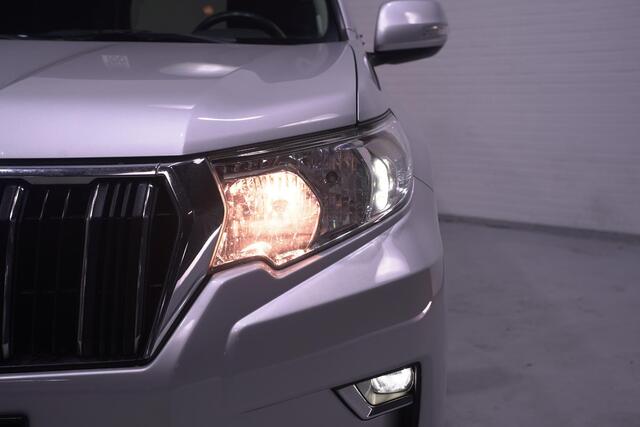 Toyota LAND CRUISER 2.8 D-4D-F 177 pk 5 Drs Grijs Kenteken 2-Zits 4WD Airco, Cruise Control, Historie aanwezig