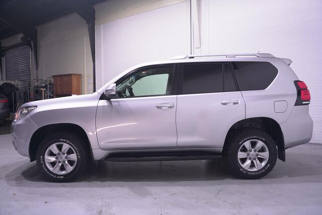Toyota LAND CRUISER 2.8 D-4D-F 177 pk 5 Drs Grijs Kenteken 2-Zits 4WD Airco, Cruise Control, Historie aanwezig