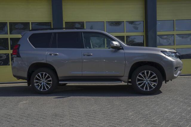 Toyota LAND CRUISER 2.8 D-4D-F Executive