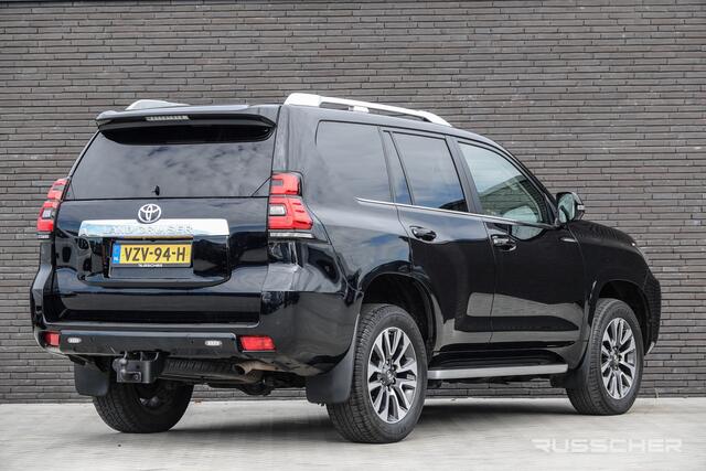 Toyota LAND CRUISER 2.8 D-4D-F Challenger 204Pk Aut. | Grijs kenteken | Leder | Achteruitrijcamera | Trekhaak | 19''
