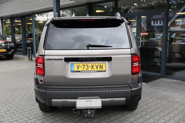 Toyota LAND CRUISER 2.8 D-4D 5DRS ELEGANCE A/T VAN