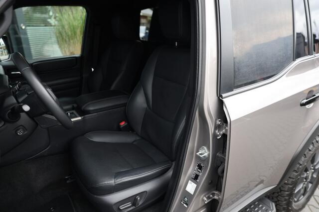 Toyota LAND CRUISER 2.8 D-4D 5DRS ELEGANCE A/T VAN