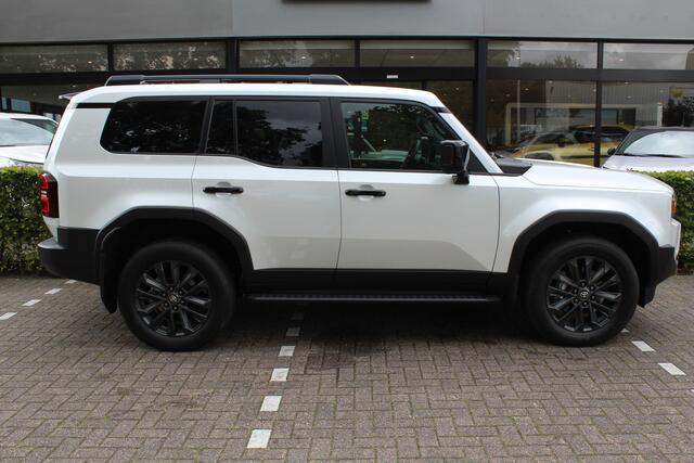 Toyota LAND CRUISER 2.8 D-4D Professional 5p. | Rijklaar | Panodak | Parelmoer | Leder | Memory | Camera's | JBL | HUD | LED | Stoelverwarming/koeling