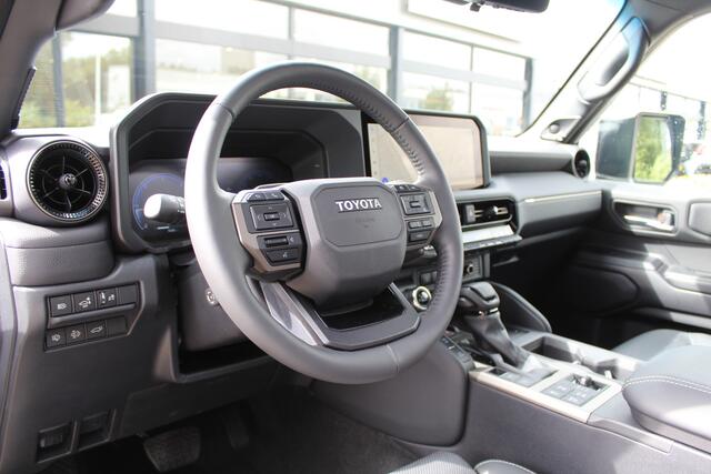 Toyota LAND CRUISER 2.8 D-4D Van Professional | Rijklaar | Panodak | Parelmoer | Leder | Memory | Camera's | JBL | HUD | LED | Stoelverwarming/koeling