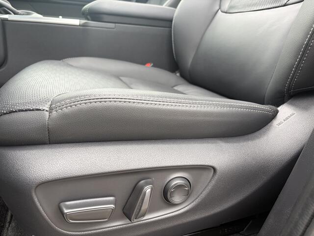 Toyota LAND CRUISER Prado 2.4 Benzine Automaat 282PK 4WD 7 Persoons Pano Leder Geel Kenteken Margeauto