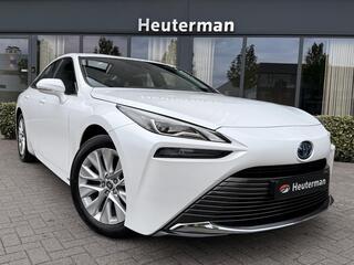 toyota-mirai-dynamic-fuelcell--keyl
