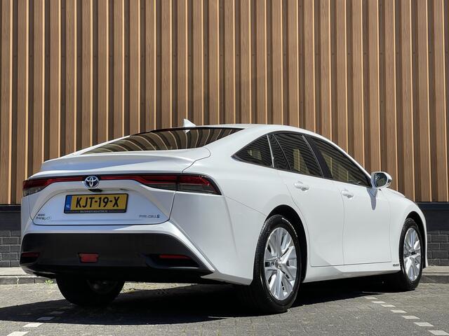 Toyota Mirai Dynamic | Apple Carplay | Android Auto | Keyless Go/Entry | DAB | Camera Achter | Spraakbediening | Rijmodus Regeling |