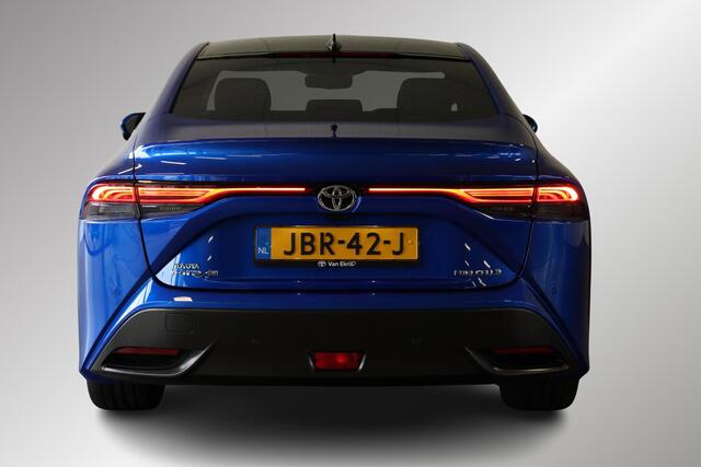 Toyota Mirai Prestige, Panoramadak, Leder