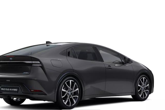 Toyota PRIUS 2.0 Plug-in Hybrid 220 Executive, Direct Leverbaar, ¤ 3200,- Premie, Elec Achterklep, Apple Carplay / Android Auto, BSM, High Beam Assist, Stuur - / Stoel verwarming!