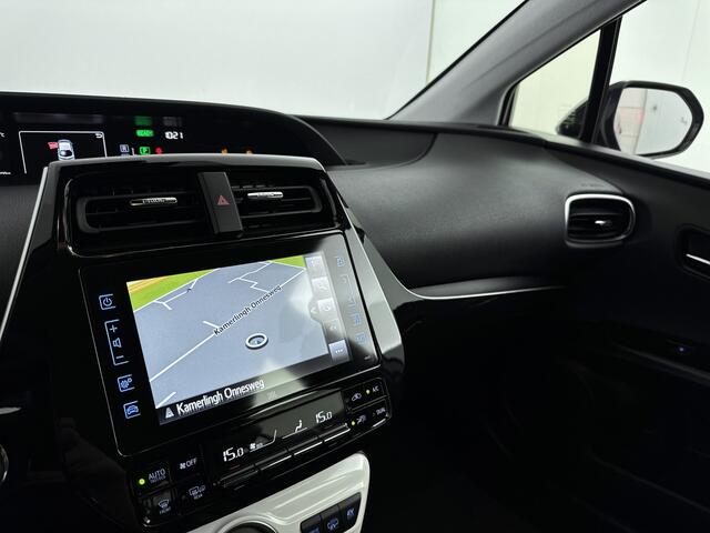 Toyota PRIUS 1.8 Plug-in Executive | Stoelverwarming | Navigatie | Lichtmetalen Velgen |