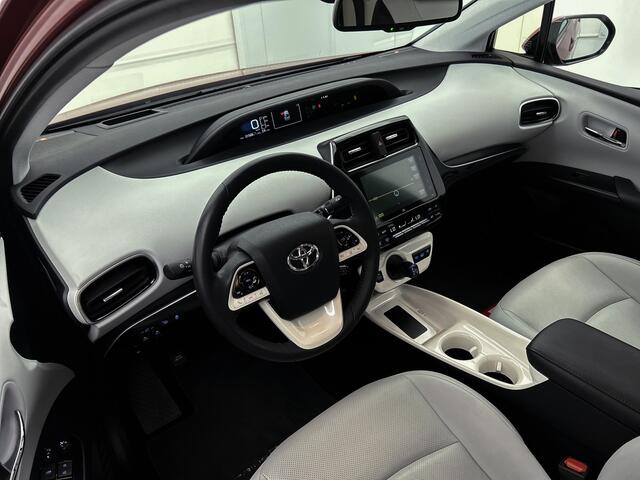 Toyota PRIUS 1.8 Plug-in Hybrid Executive Limited Go | Leder | JBL | Dode hoek detectie |