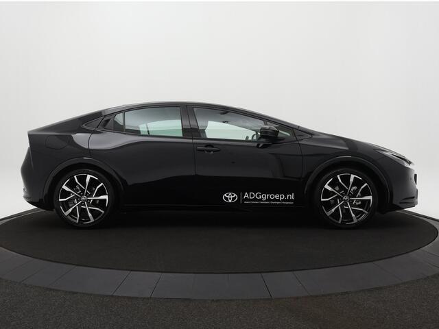 Toyota PRIUS 2.0 Plug-in Executive | Apple Carplay/Android Auto | Parkeersensoren | Elektrische Achterklep | Stoel/Stuurverwarming |