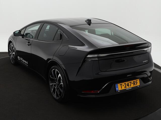Toyota PRIUS 2.0 Plug-in Executive | Apple Carplay/Android Auto | Parkeersensoren | Elektrische Achterklep | Stoel/Stuurverwarming |