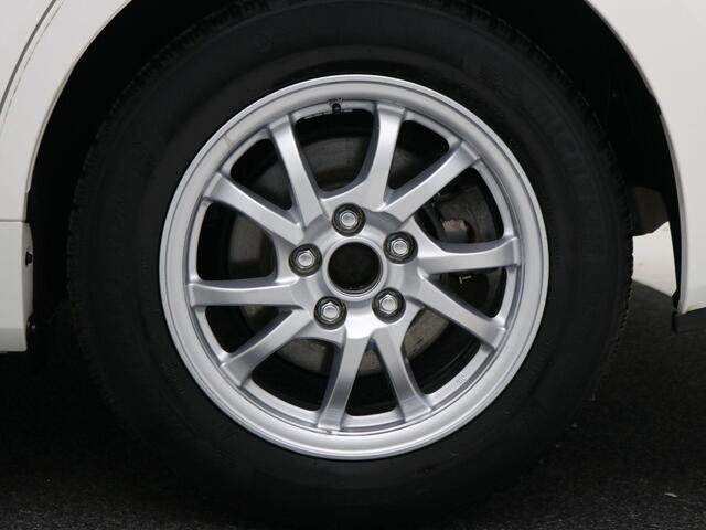Toyota PRIUS 1.8 Active 7-Persoons Automaat / Adaptieve Cruise Control / Airco Climate Control / LMV / Keyless Entry Start&Go / Onderhoudshistorie aanwezig / Hybride / Automaat /