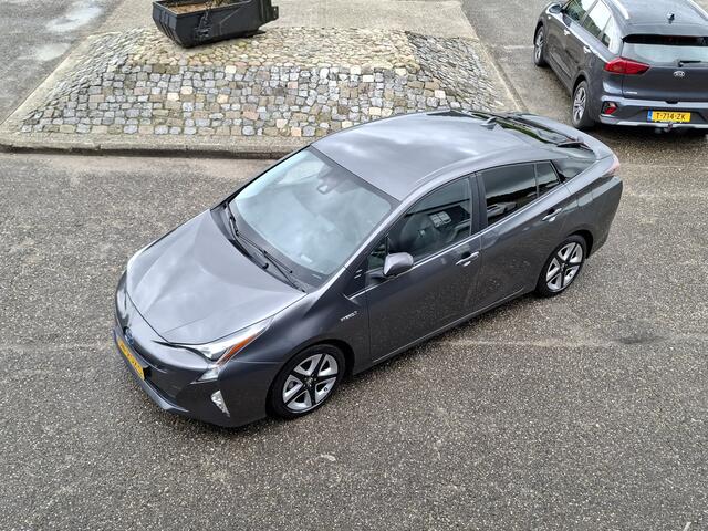 Toyota PRIUS 1.8 Executive CAMERA LEER HUD PARK ASSIST LED NAVI CRUISE ECC TREKHAAK