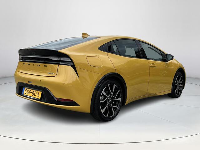 Toyota PRIUS 2.0 Plug-in Executive | All-in prijs | Apple/Android | Camera | Stoelverwarming |