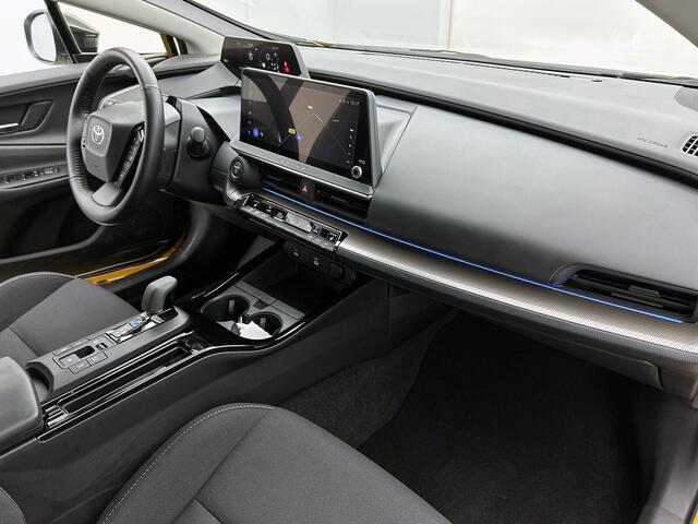 Toyota PRIUS 1.8 Plug-in Executive | Navigatie | Stoel- en Stuurverwarming | Elektrische Achterklep | Parkeersensoren voor+achter |