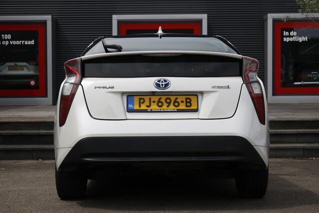 Toyota PRIUS 1.8 Dynamic