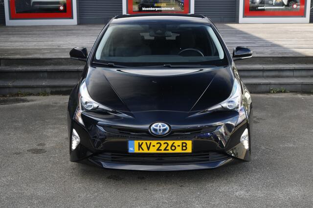 Toyota PRIUS 1.8 First Edition black edition
