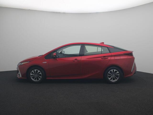 Toyota PRIUS 1.8 Plug-in Business Plus | Navi | Achteruitrijcamera + sensoren | Climate control | Head up display | Stoelverwarming | JBL Audio |