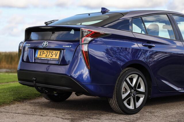 Toyota PRIUS 1.8 Full Hybrid ? LED ? ACC ? Camera