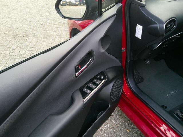 Toyota PRIUS 1.8 Business Plus Trekhaak