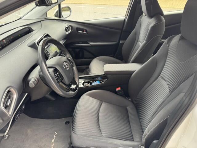 Toyota PRIUS 1.8 Plug-in Dynamic Head up