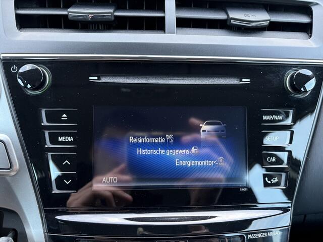 Toyota PRIUS 1.8 Comfort | 7 Pers. | Climate control | Cruise control |