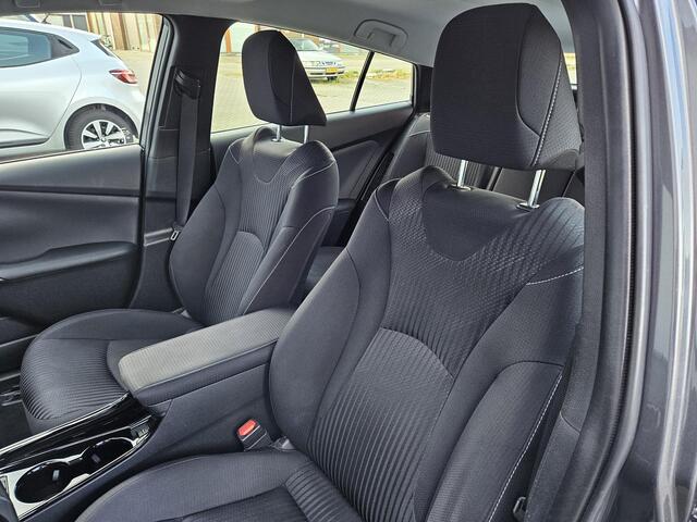 Toyota PRIUS 1.8 Plug-in Dynamic | 49.000km | Full Map Navigatie | Origineel NL | 1e eigenaar