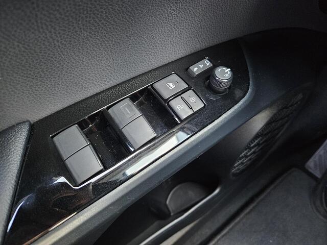 Toyota PRIUS 1.8 Plug-in Dynamic | 49.000km | Full Map Navigatie | Origineel NL | 1e eigenaar