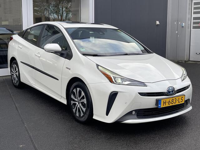 Toyota PRIUS 1.8 Executive | NL-auto + NAP | Trekhaak | Schuif/kanteldak | Dodehoekdetectie