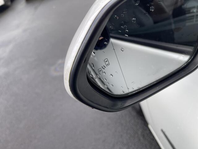 Toyota PRIUS 1.8 Executive | NL-auto + NAP | Trekhaak | Schuif/kanteldak | Dodehoekdetectie